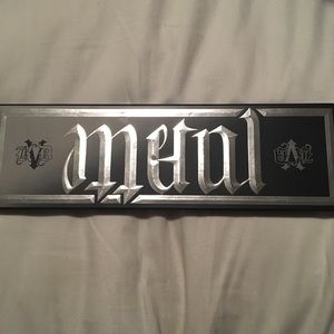Kat Von D Metal Matte Eyeshadow Palette